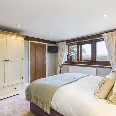 Throstle Nest Farm Carleton Quarto foto